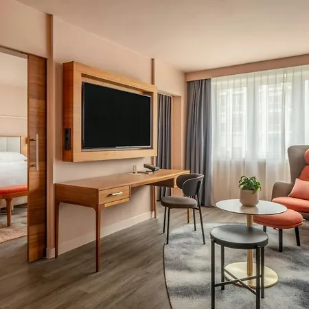 Vienna Marriott Hotel Exterior photo